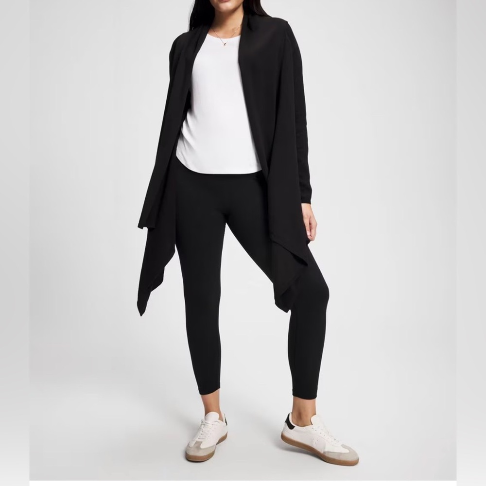Soma SweaterTravel Wrap in Black| Size: S/M